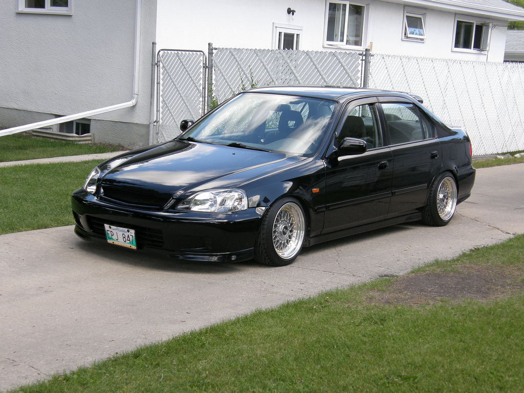 Black_Honda_Civic_Sedan_BBS_RM_01.jpg