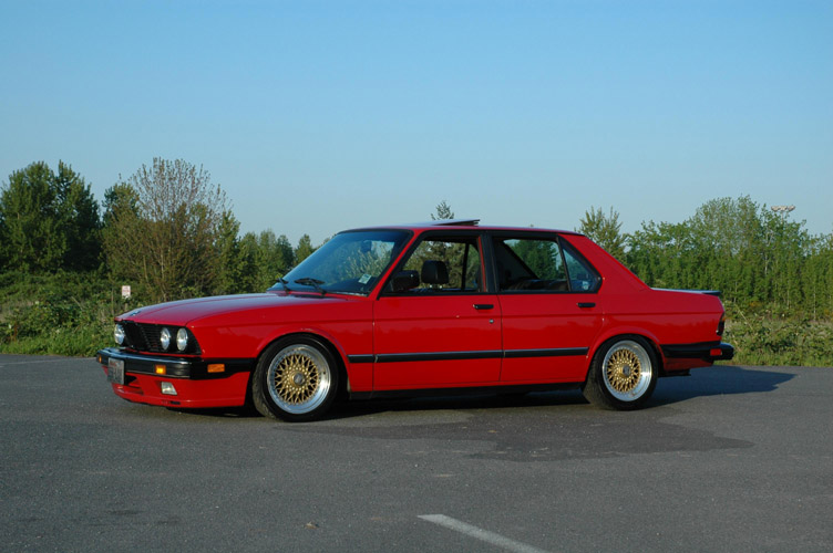 Red BMW 535is E28 on 16 Gold BBS RS