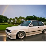 White BMW E30 on BBS RS