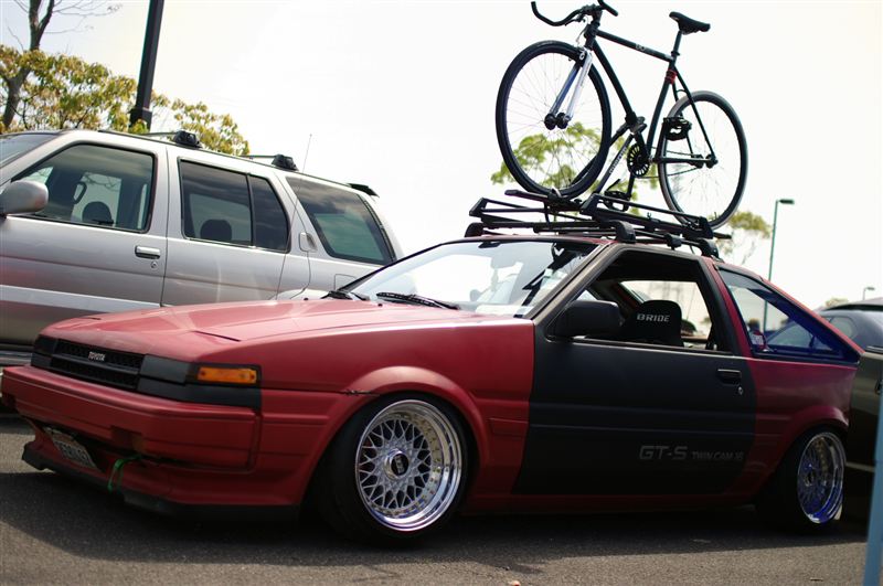 Red Toyota Corolla GT-S AE86 on 15" BBS RS