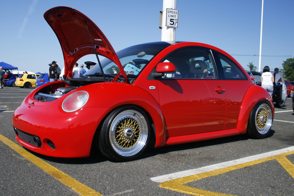 BBS RS Gold on Red Volkswagen Beetle, 17x9.5 BBS RS178