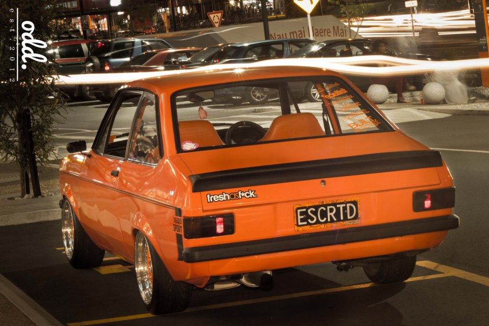 Orange Ford Escort 1600 Mk2 on Orange BBS RS