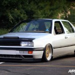 Volkswagen Jetta MK3 Slammed on 15" Gold BBS RS